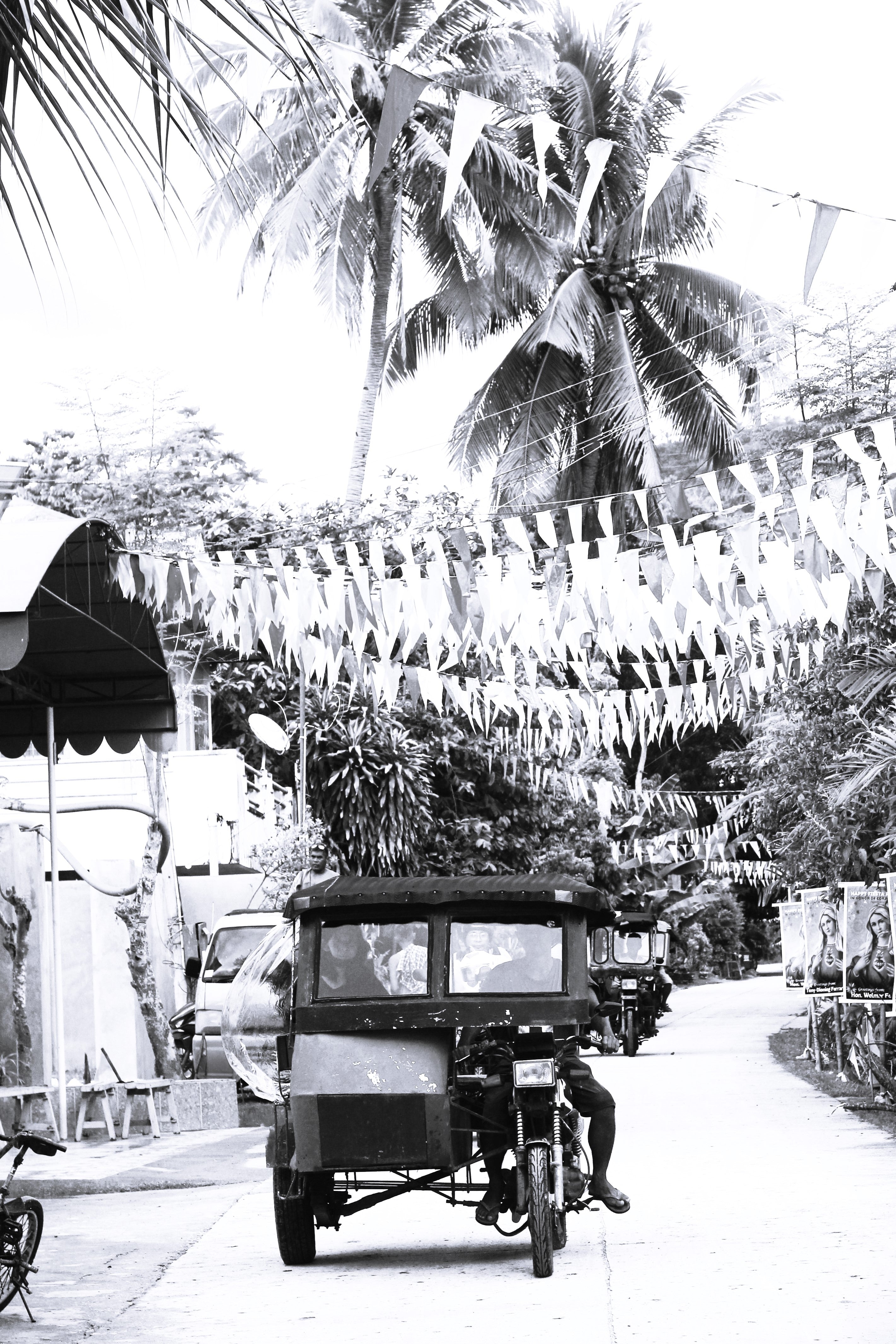 Fiesta! B&W